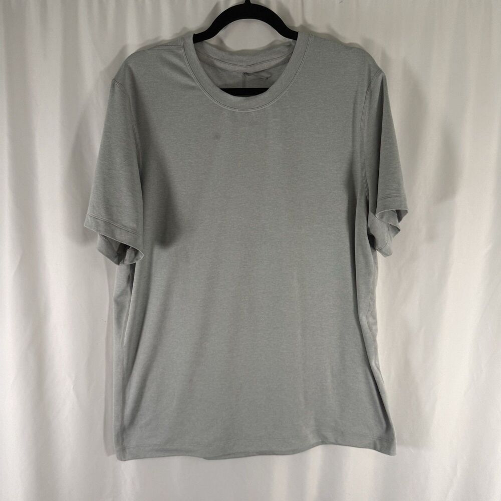 Lululemon Athletic Shirt Men's XL Grey Short Sleeve Crewneck Workout